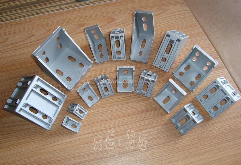 鋁合金壓鑄<a href=http://xiaos4ni.cn/gongyelvxingcai/jiaoma/ target=_blank class=infotextkey>角碼</a>